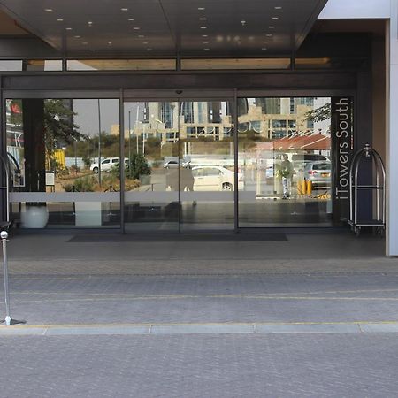 Green Avenue Apartments غابورون المظهر الخارجي الصورة